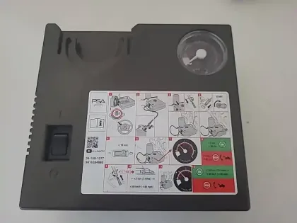 Photo 37 Peugeot 208  PureTech 75 S&S BVM5