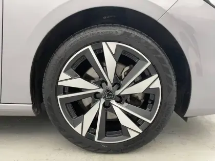 Photo 17 Peugeot 308  SW BlueHDi 130ch S&S EAT8