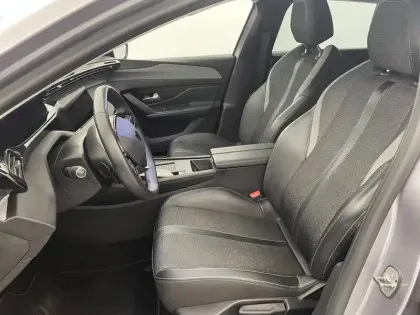 Photo 13 Peugeot 308  SW BlueHDi 130ch S&S EAT8