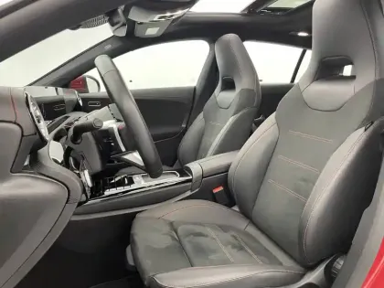 Photo 14 Mercedes CLA  Shooting Brake 250 e 8G-DCT