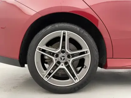 Photo 18 Mercedes CLA  Shooting Brake 250 e 8G-DCT