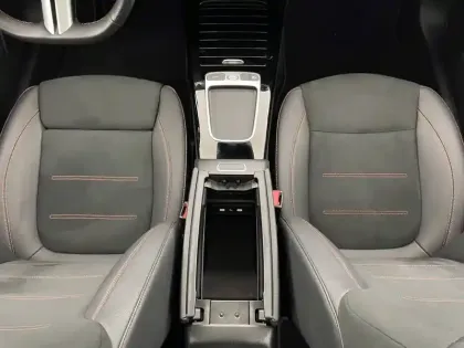 Photo 25 Mercedes CLA  Shooting Brake 250 e 8G-DCT