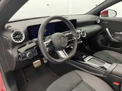 Photo 30 Mercedes CLA  Shooting Brake 250 e 8G-DCT