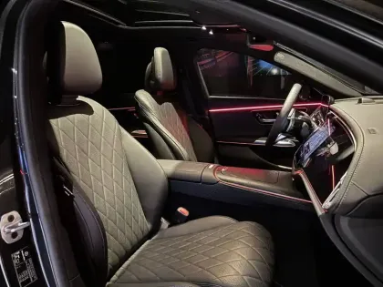 Photo 24 Mercedes Classe E  Break 300 e Hybrid EQ 9G-Tronic