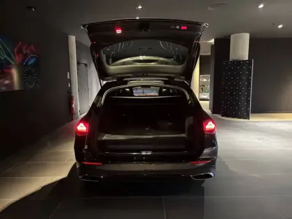 Photo 40 Mercedes Classe E  Break 300 e Hybrid EQ 9G-Tronic