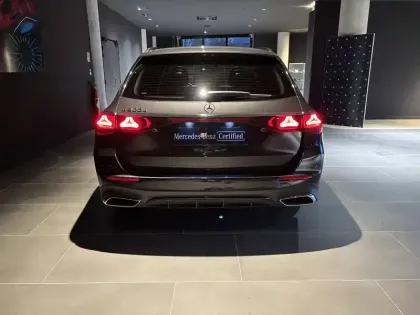 Photo 17 Mercedes Classe E  Break 300 e Hybrid EQ 9G-Tronic