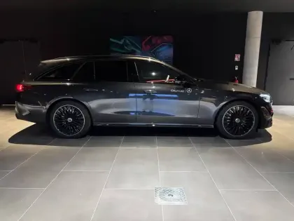 Photo 37 Mercedes Classe E  Break 300 e Hybrid EQ 9G-Tronic