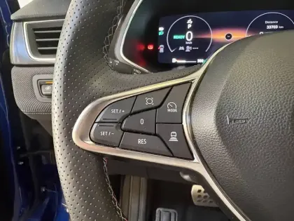 Photo 74 Renault Captur  E-Tech full hybrid 145 ch