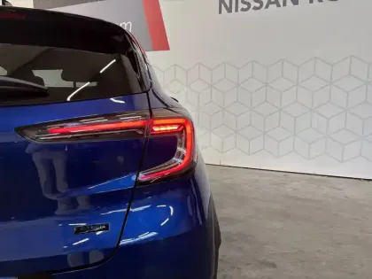 Photo 96 Renault Captur  E-Tech full hybrid 145 ch