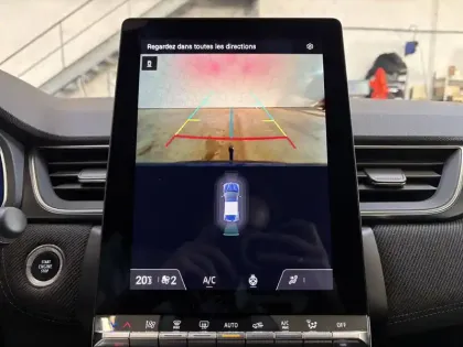 Photo 89 Renault Captur  E-Tech full hybrid 145 ch