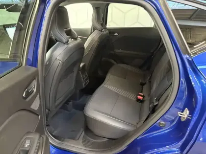 Photo 92 Renault Captur  E-Tech full hybrid 145 ch