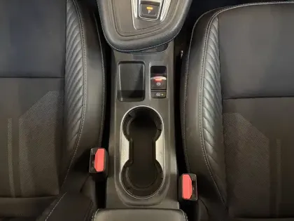 Photo 84 Renault Captur  E-Tech full hybrid 145 ch