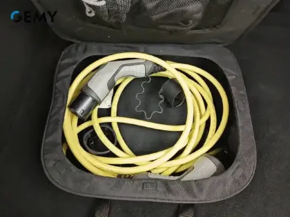 Photo 20 Peugeot 208  Electrique 50 kWh 136ch