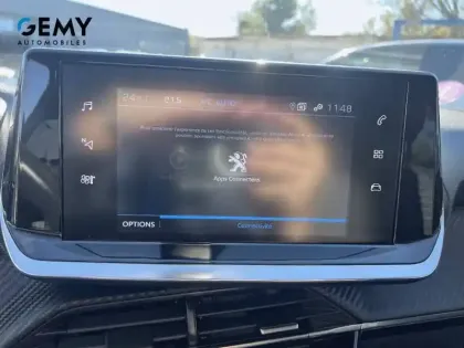 Photo 15 Peugeot 2008  PureTech 100 S&S BVM6