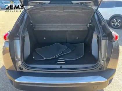 Photo 5 Peugeot 2008  PureTech 100 S&S BVM6