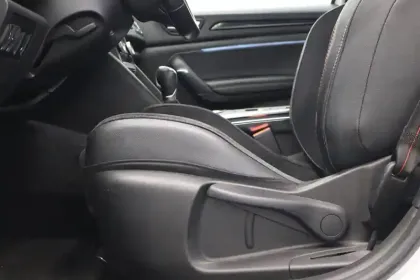 Photo 26 Renault Megane Mégane IV Estate E-TECH Plug-In Hybride 160