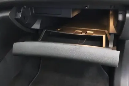 Photo 25 Renault Megane Mégane IV Estate E-TECH Plug-In Hybride 160