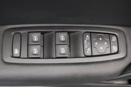 Photo 27 Renault Megane Mégane IV Estate E-TECH Plug-In Hybride 160