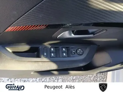 Photo 11 Peugeot 208  PureTech 100 S&S BVM6