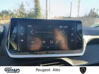 Photo 16 Peugeot 208  PureTech 100 S&S BVM6