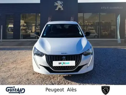 Photo 45 Peugeot 208  PureTech 100 S&S BVM6