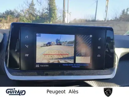 Photo 61 Peugeot 208  PureTech 100 S&S BVM6