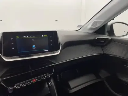 Photo 29 Peugeot 208  Electrique 50 kWh 136ch