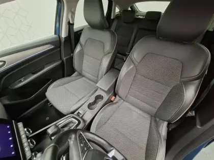 Photo 30 Renault Arkana  TCe 140 EDC FAP - 21B