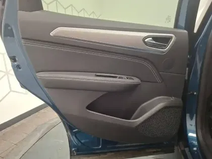 Photo 23 Renault Arkana  TCe 140 EDC FAP - 21B