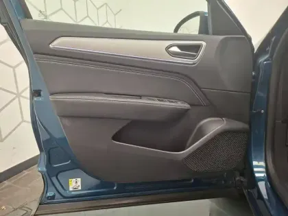 Photo 24 Renault Arkana  TCe 140 EDC FAP - 21B