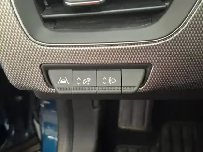 Photo 32 Renault Arkana  TCe 140 EDC FAP - 21B