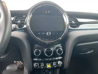 Photo 10 Mini Mini Hatch 3 Portes Cooper SE 184 ch