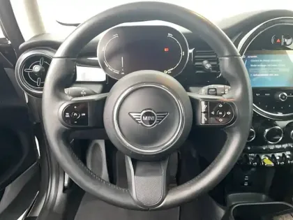 Photo 45 Mini Mini Hatch 3 Portes Cooper SE 184 ch