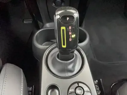 Photo 26 Mini Mini Hatch 3 Portes Cooper SE 184 ch