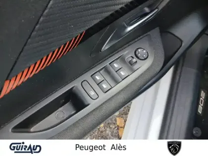 Photo 12 Peugeot 208  PureTech 100 S&S BVM6