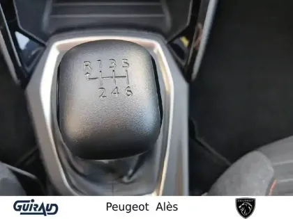 Photo 15 Peugeot 208  PureTech 100 S&S BVM6