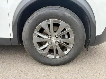 Photo 14 Peugeot 2008  BlueHDi 110 S&S BVM6 Active Pack