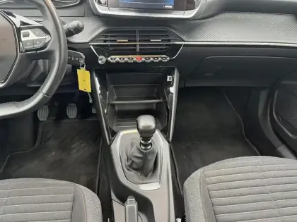 Photo 10 Peugeot 2008  BlueHDi 110 S&S BVM6 Active Pack