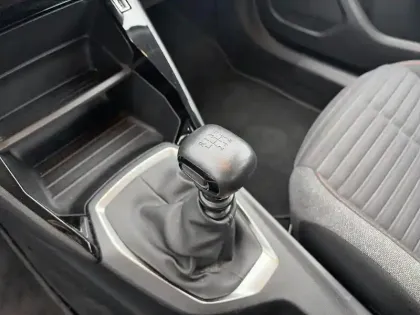 Photo 23 Peugeot 2008  BlueHDi 110 S&S BVM6 Active Pack