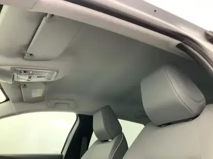 Photo 24 Citroën C4  Hybride 136 e-DCS6 Max