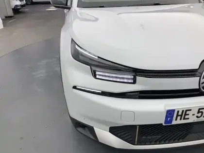 Photo 13 Citroën C4  Hybride 136 e-DCS6 Max