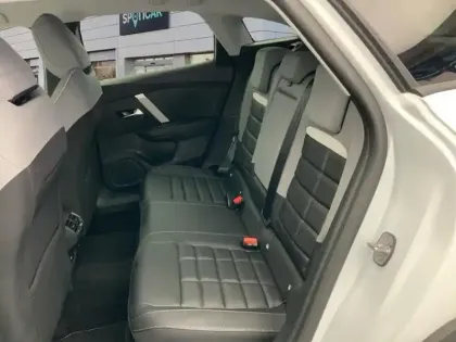 Photo 22 Citroën C4  Hybride 136 e-DCS6 Max