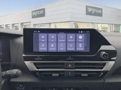 Photo 10 Citroën C4  Hybride 136 e-DCS6 Max