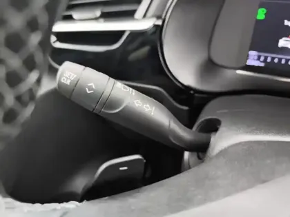 Photo 17 Opel Corsa  1.2 Turbo 130 ch BVA8 GS