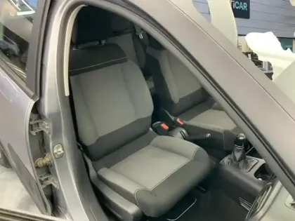 Photo 17 Citroën C3  PureTech 82 Graphic