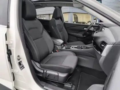 Photo 8 Nissan Qashqai  e-Power 190 ch N-Connecta