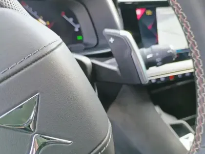 Photo 16 DS Ds 7 DS7 Crossback BlueHDi 180 EAT8 Performance Line+