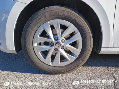 Photo 14 Skoda Fabia  1.0 MPI 80 ch BVM5 Selection