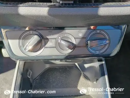 Photo 12 Skoda Fabia  1.0 MPI 80 ch BVM5 Selection