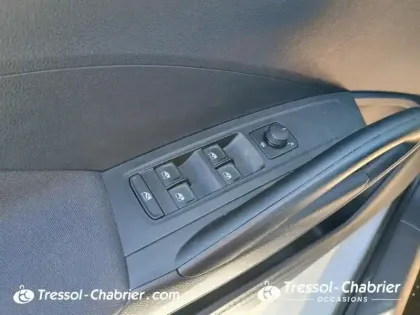 Photo 19 Skoda Fabia  1.0 MPI 80 ch BVM5 Selection